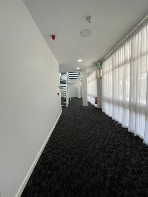 410 /247 Studio Gouger St Ex Hotel Room In City Adelaide Exterior photo